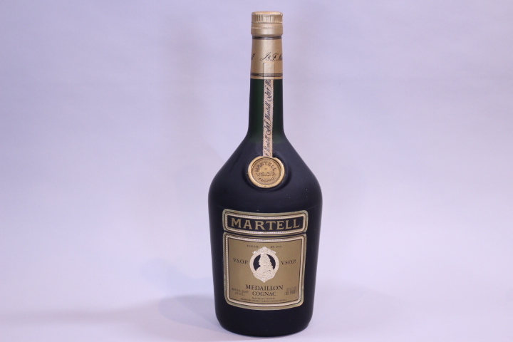 p-724 未開栓古酒 MARTELL VSOP MEDAILLON マーテル VSOP メダイヨン