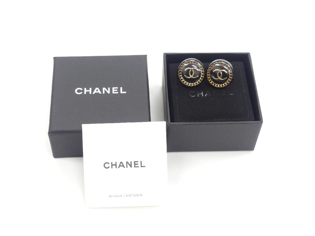 未使用 CHANEL ピアス ゴールド/ブラック ココマーク レジン 