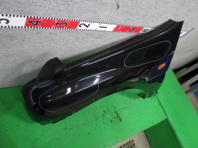 個人宅発送不可】ジムニー ABA-JB23W フロントフェンダー 左 XG 4WD