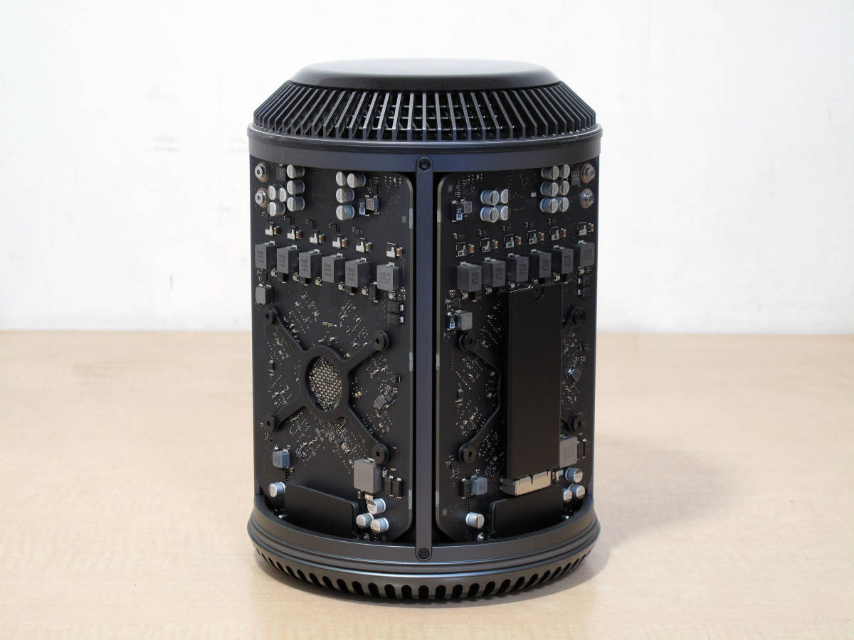 Apple Mac Pro Late 2013 Xeon E5 2.7GHz 12コア メモリ64GB SSD