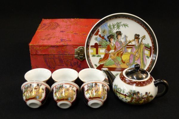O461 未使用 中国茶器セット 金彩色絵中国美人図 急須 茶杯 湯呑 茶盤 