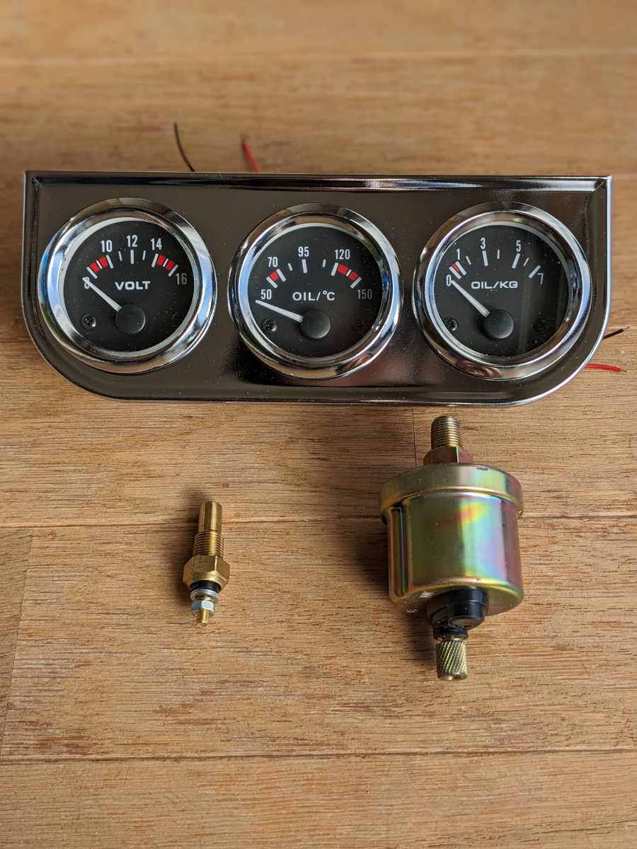 汎用 52ミリ3連メーター 電圧、油温、油圧 在庫処分 旧車 空冷 vw  