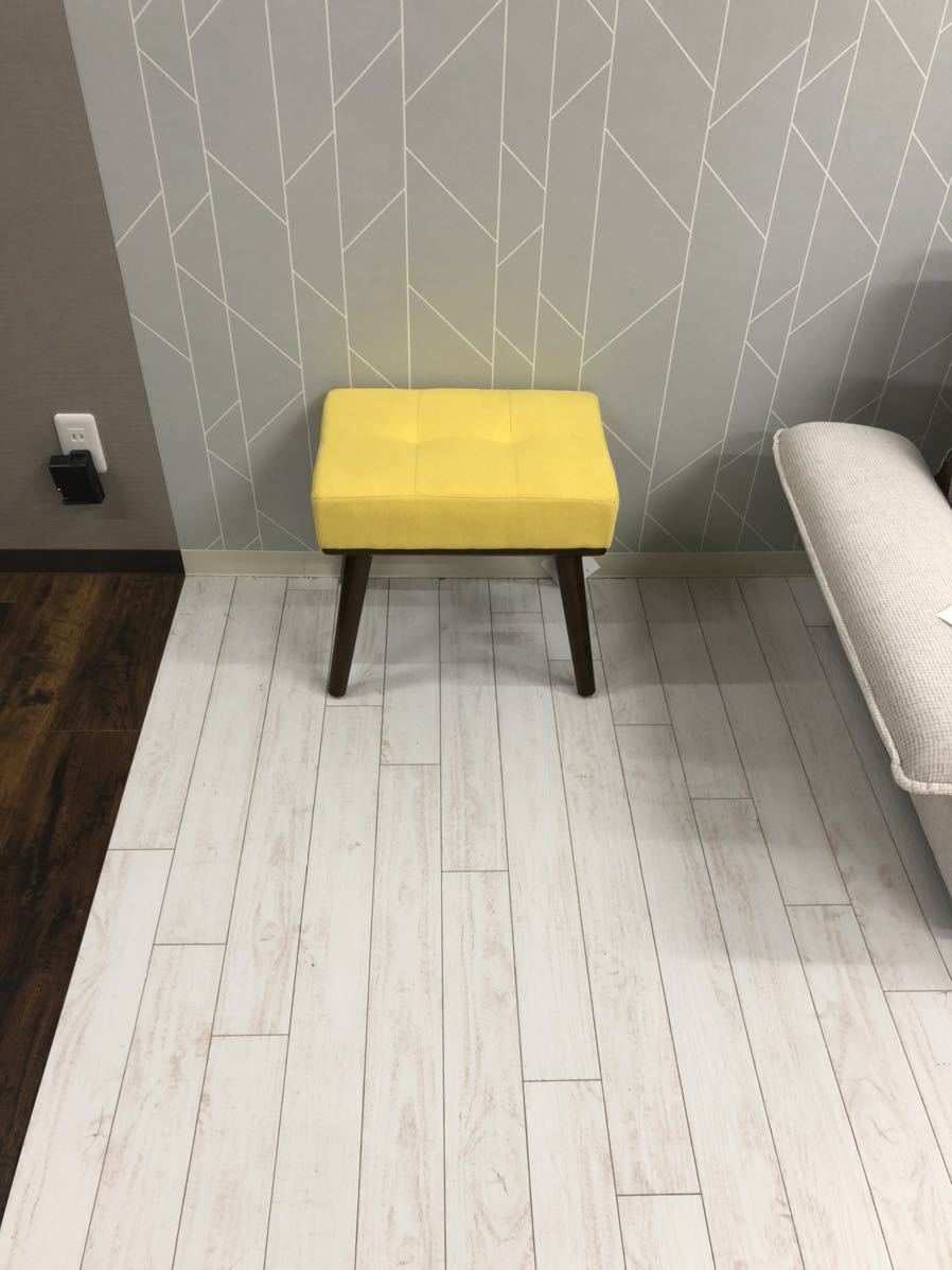 スツールYE 撮影品としてのサンプル