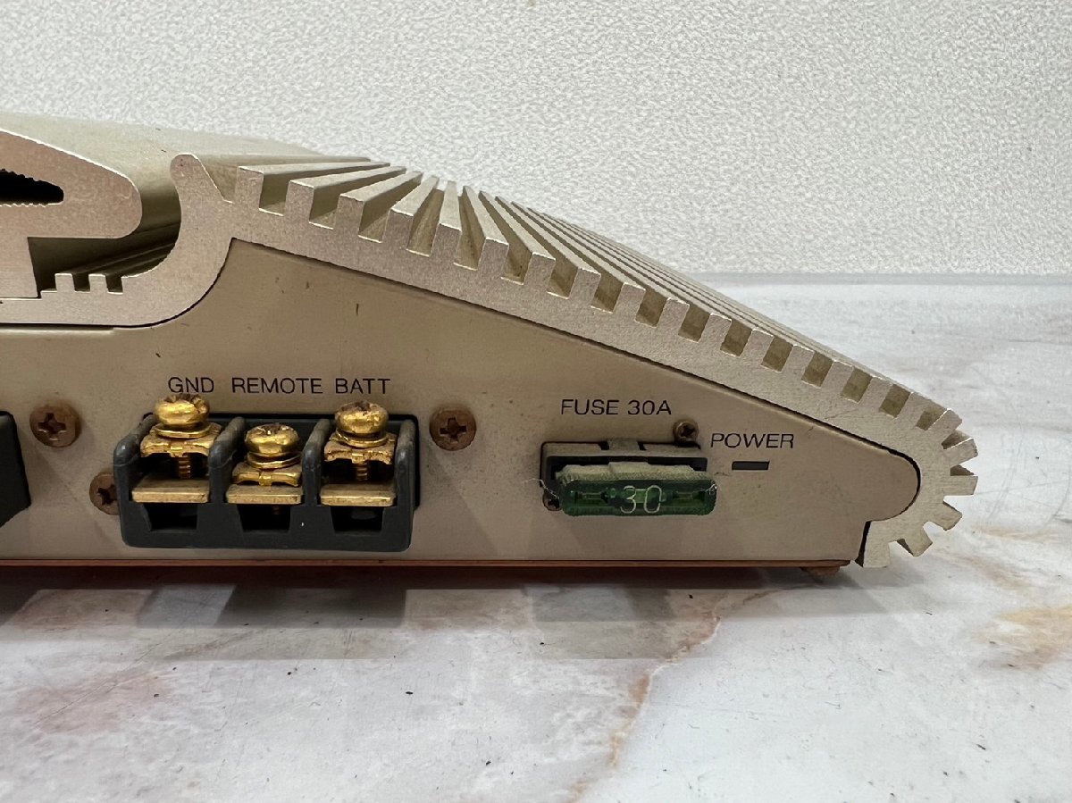 △4830 ジャンク品 カーオーディオ パワーアンプ SANSUI SM-A907DL 