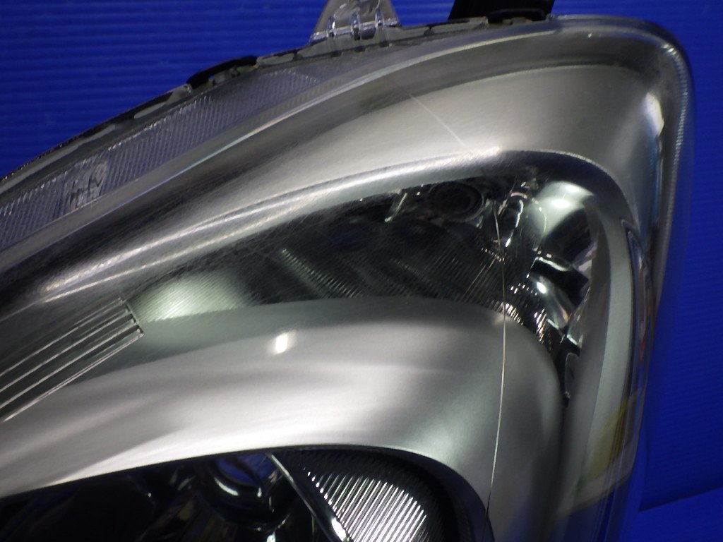 フィット X 左 ヘッドランプ P9604 HID 助手席側 ヘッドライト H22年