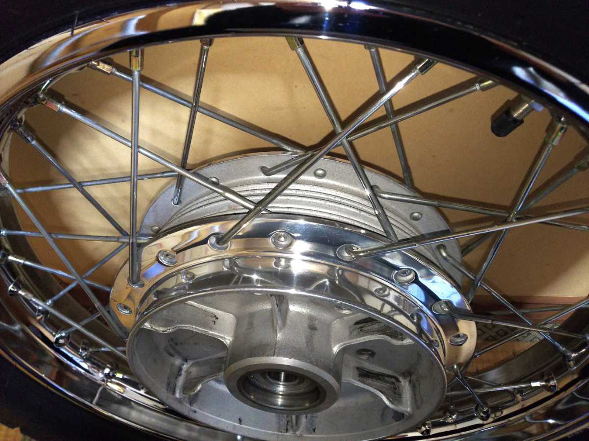 美品 カワサキ Z1Z2 純正サイズ スポークホイール DIDリム タイヤセット_7