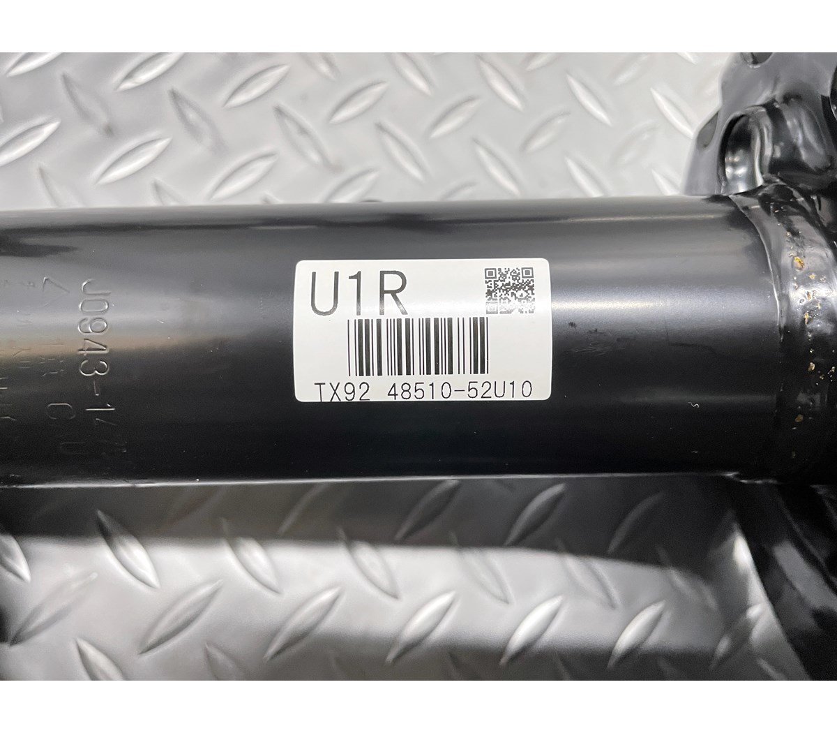 新車外し】ヤリスクロス 純正サスキット前右48510-52U10 前左48520