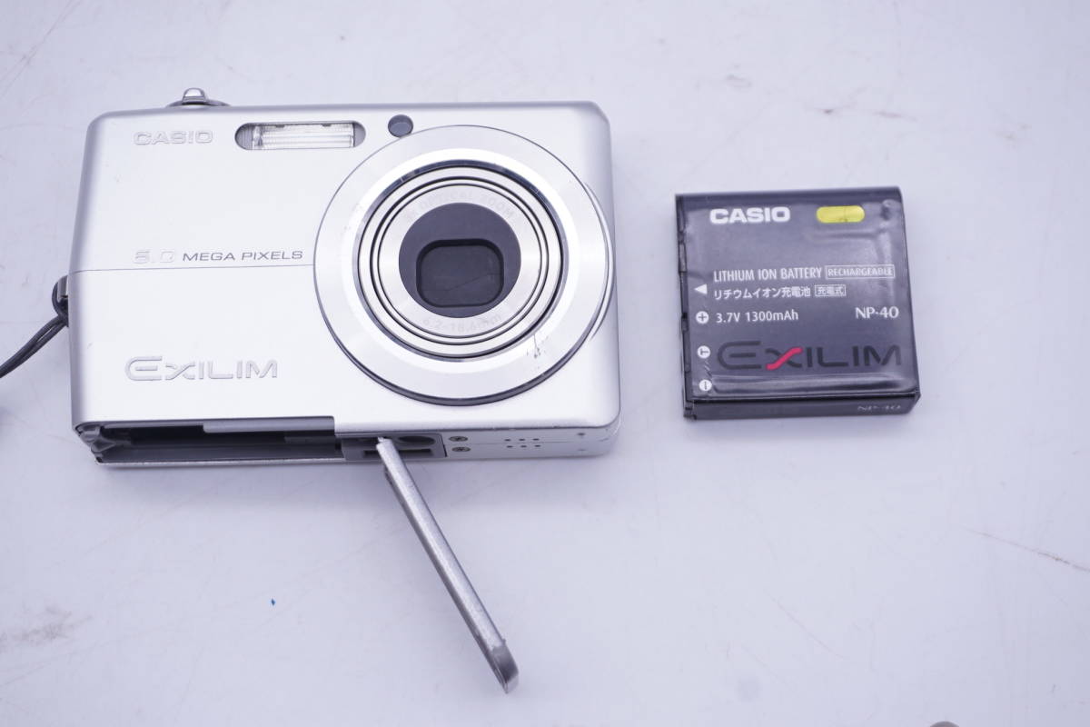 【美品】CASIO EXILIM EX-Z600 専用クレードル付 カシオ 赤外線改造カメラ クレードル付き CASIO EXILIM EX-Z600