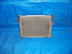 U62T ミニキャブ 純正 ラジエーター ラジエター 電動ファン付き U61T U61V U71V