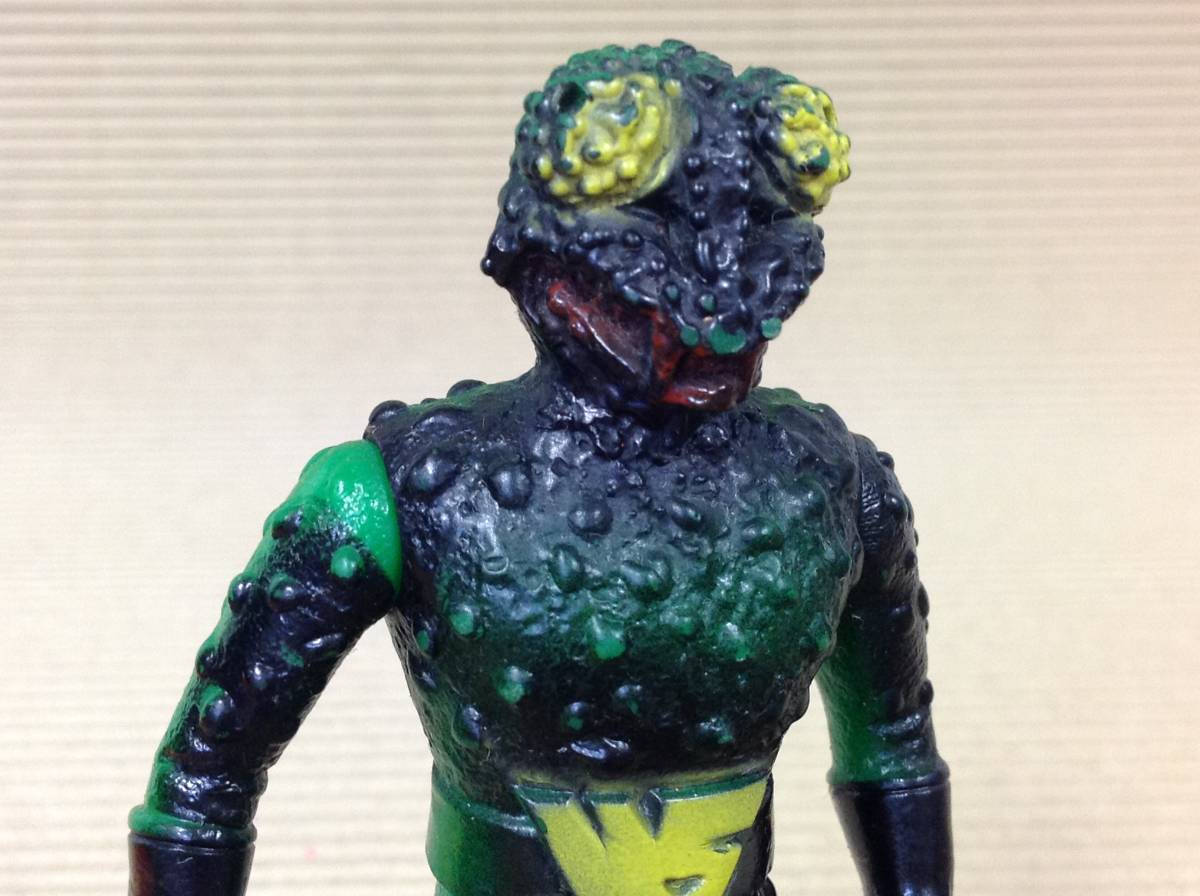 当時物　仮面ライダー　地獄大使　ミニソフビ　昭和　レトロ　旧バンダイ　怪人 当時物 仮面ライダー 地獄大使 ミニソフビ 昭和 レトロ 旧バンダイ