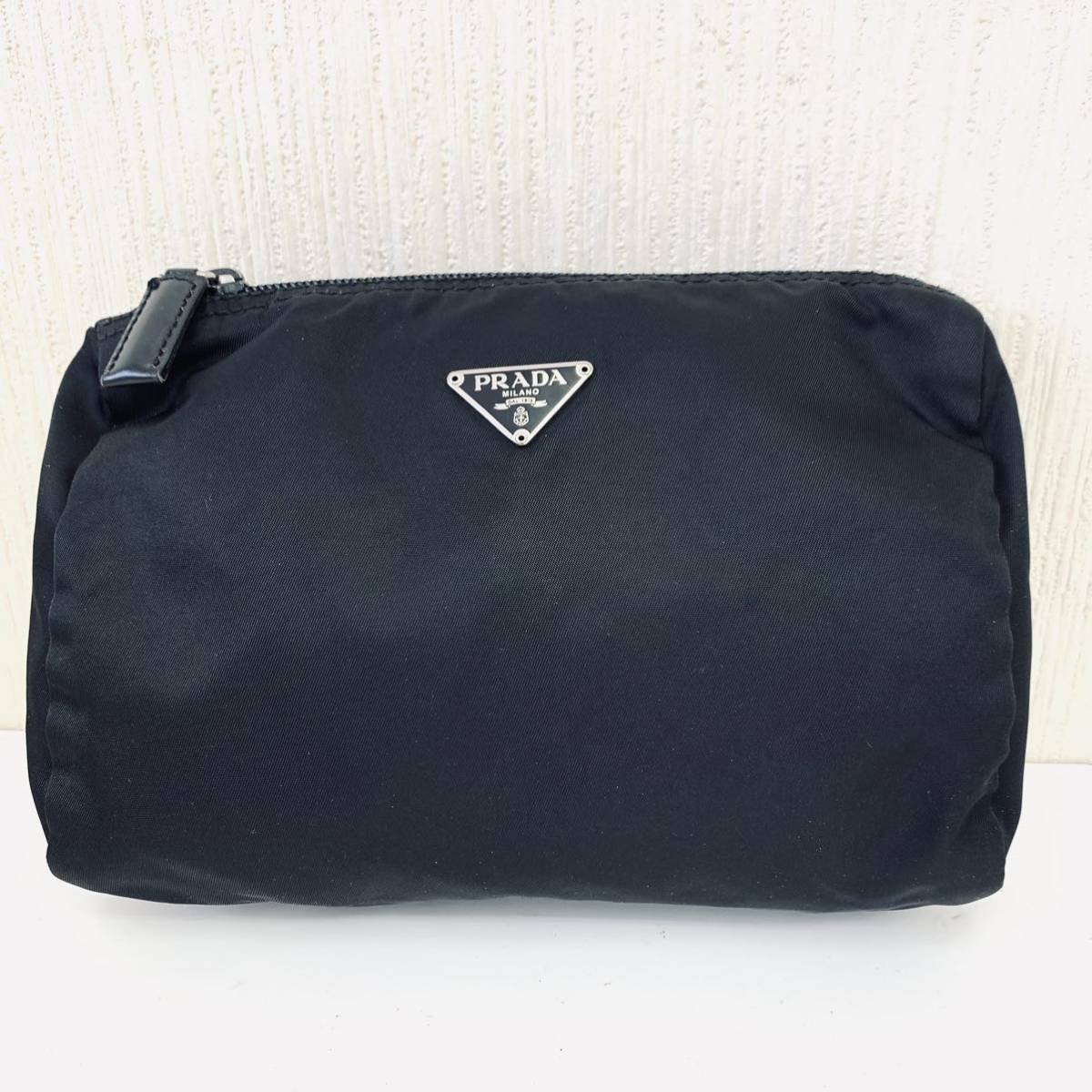 PRADA プラダ ナイロン ポーチ 黒 BLACK きれい 美品 高級 ブランド