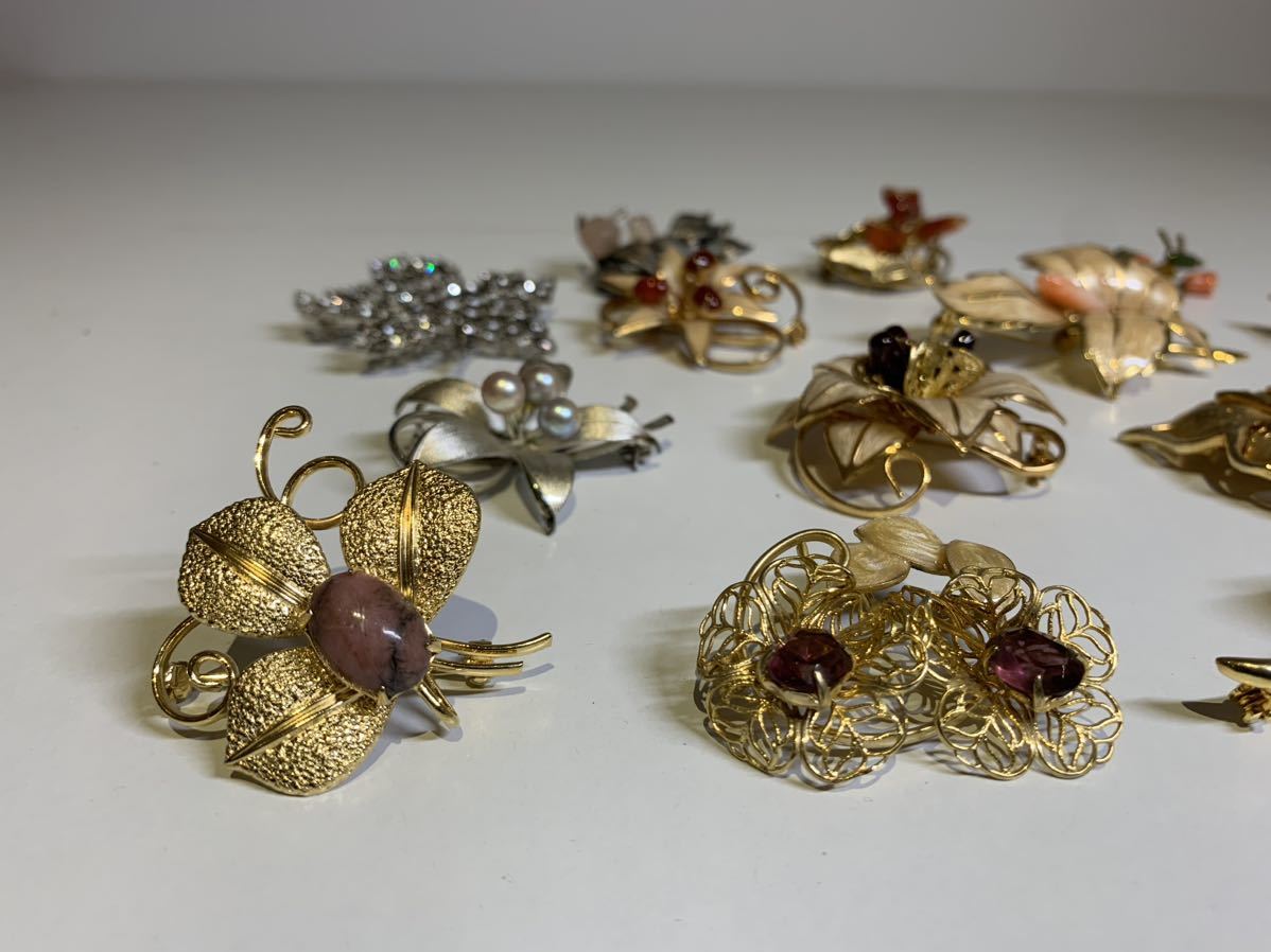 低価，人気セール アクセサリー　ブローチ　花　大量　まとめ　ジャンク　メッキ　1円スタート