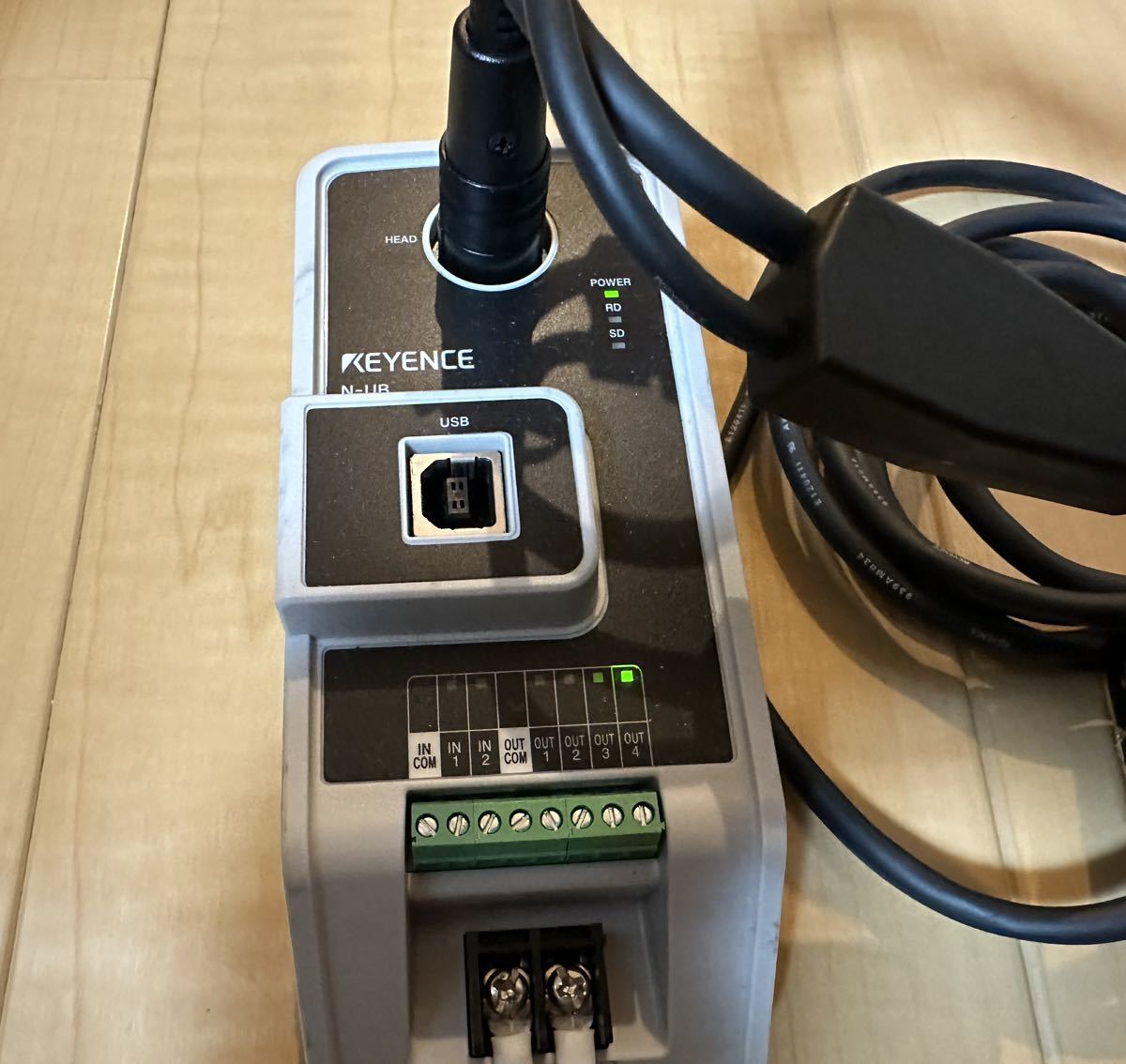 KEYENCE キーエンス 超小型2次元コードリーダ 中距離タイプ SR-610 N 
