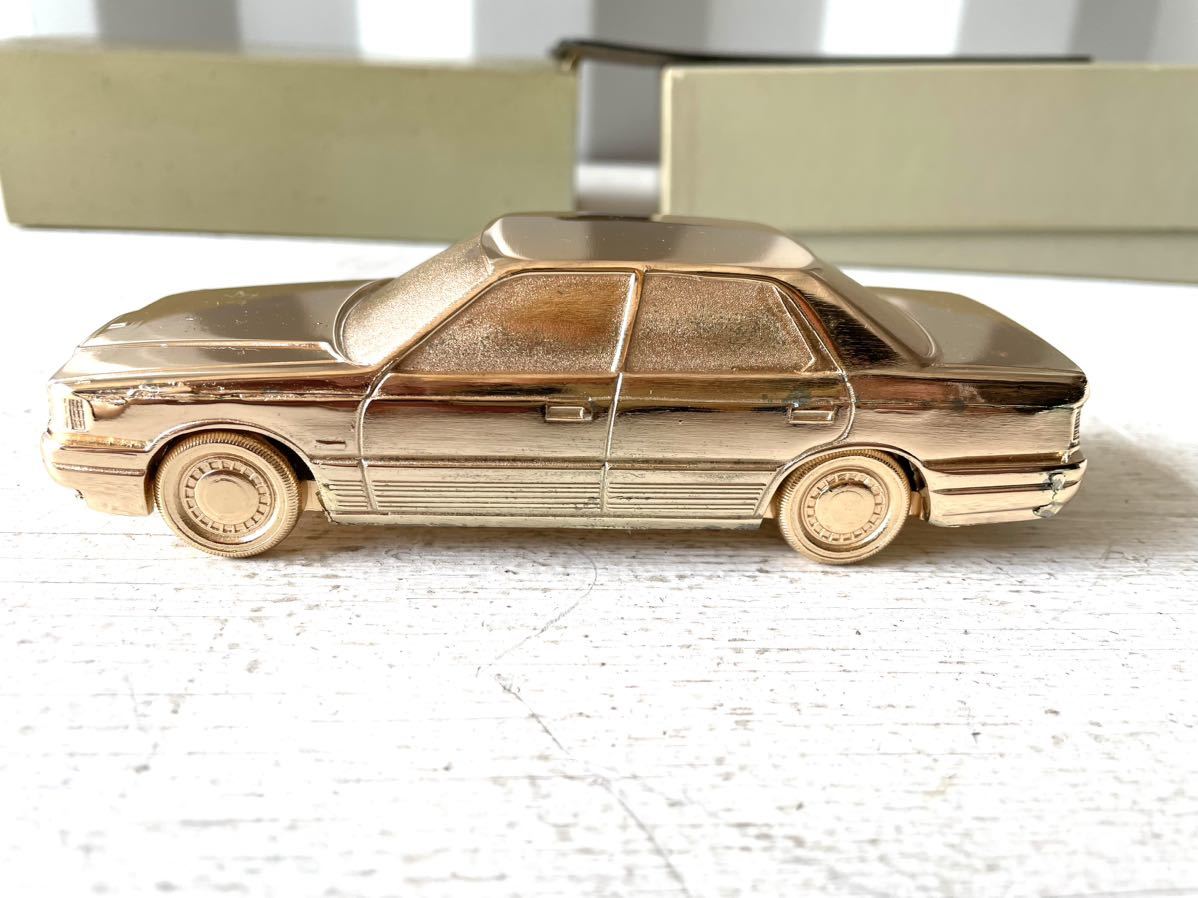 レアMAZDA LUCEマツダ　ルーチェ 車型シガレットケース　当時物　非売品 レアMAZDA LUCEマツダ ルーチェ 車型シガレットケース 当時物 非売品