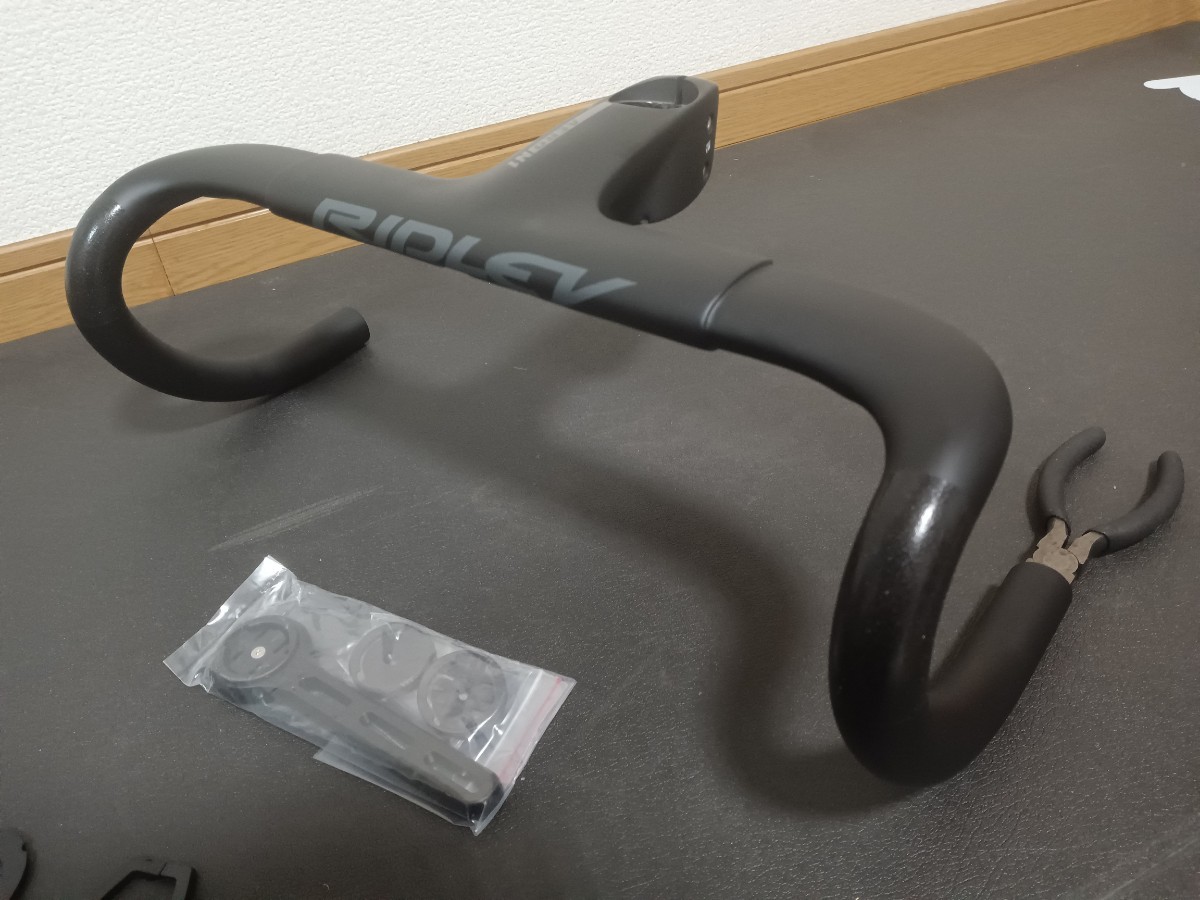 RIDLEY AERO N1 カーボン一体型ハンドル 400mm 100mm RIDLEY AERO N1 カーボン一体型ドロップハンドル 400mm(C-C) 100mm