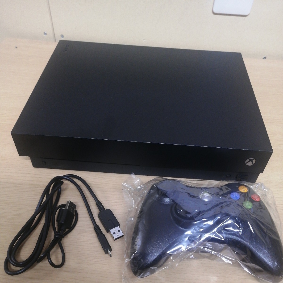 Xbox one Microsoft ゲーム機本体 Xbox One S（エックスボックスワン