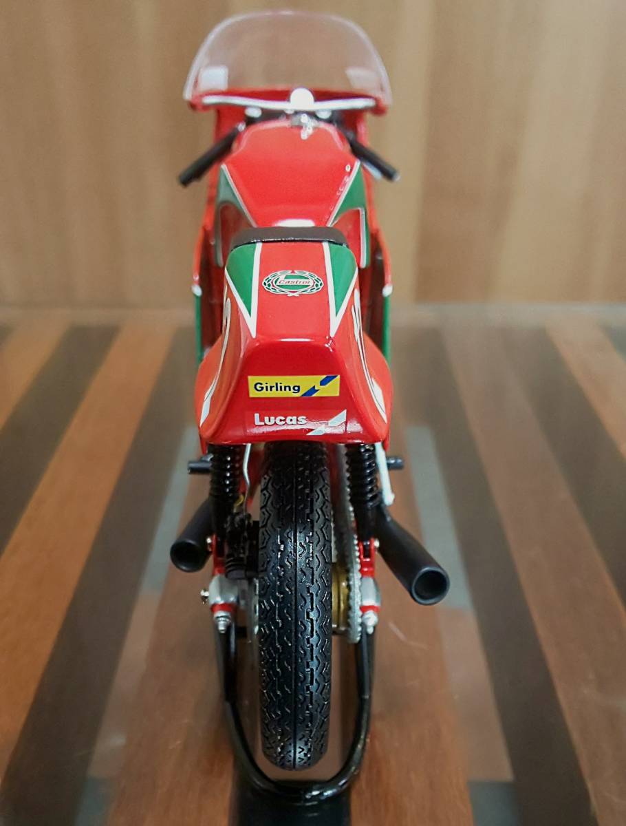 MINICHAMPS】 1/12 DUCATI 900 Racer IOM TT 1978（M．Hailwood