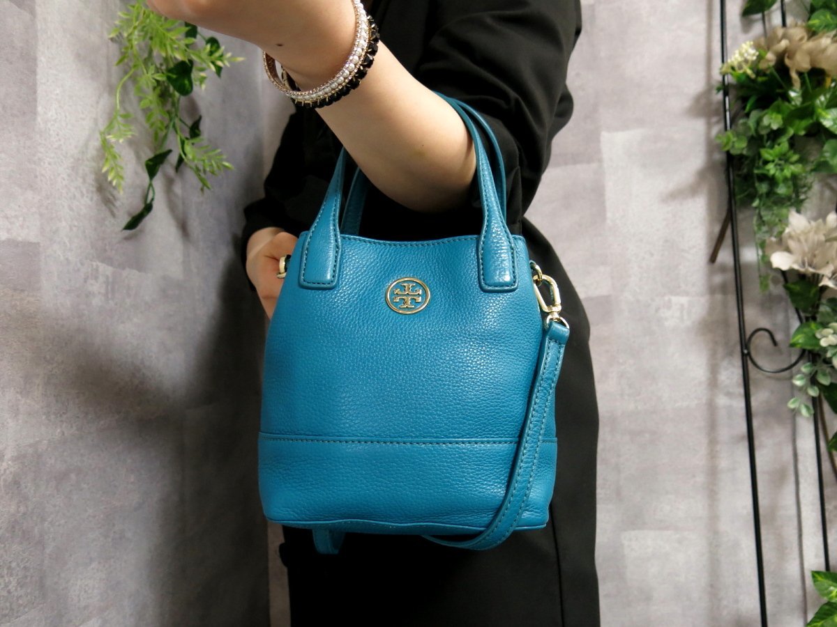 人気SALE，2026】 ○超美品○TORY BURCH トリーバーチ○カーフ レザー 本革