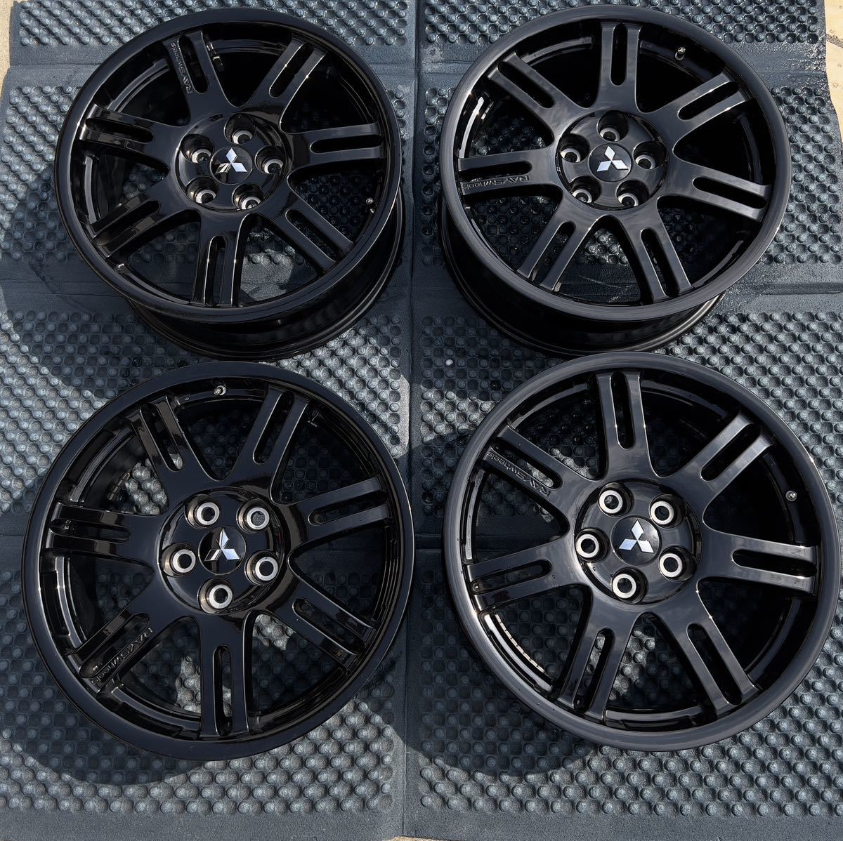 正規品、美中古】三菱純正 RAYSアルミホイール ブラック 18インチ 5穴4 