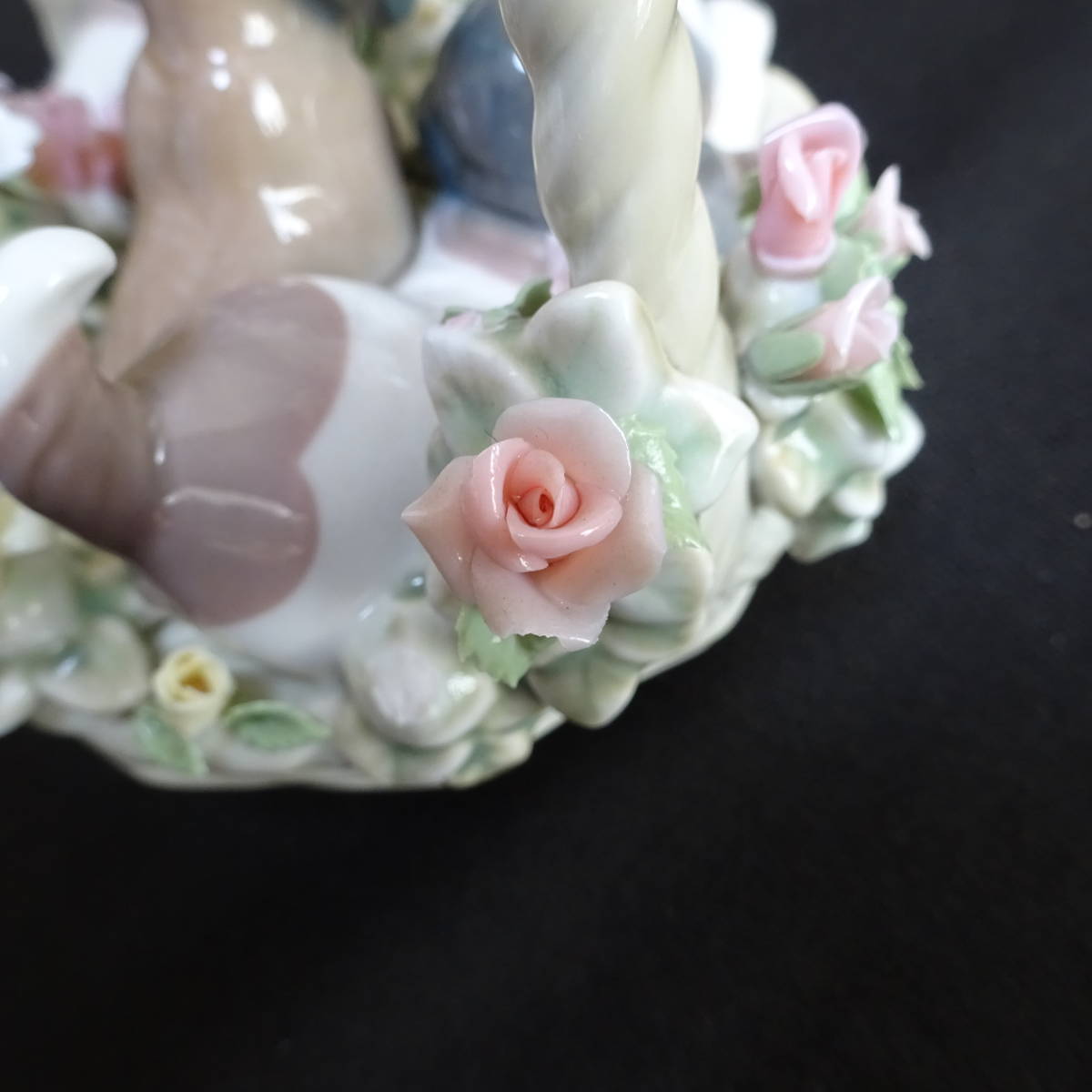 1852072-052】LLADRO リヤドロ 花籠 三つ子の仔犬 フィギュリン 陶器