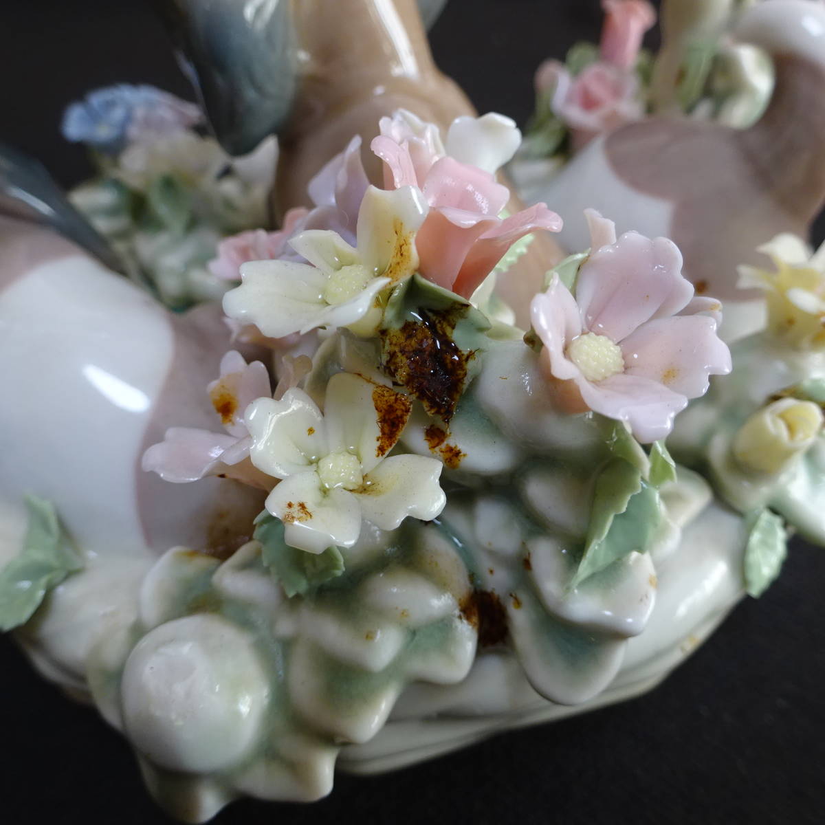 1852072-052】LLADRO リヤドロ 花籠 三つ子の仔犬 フィギュリン 陶器