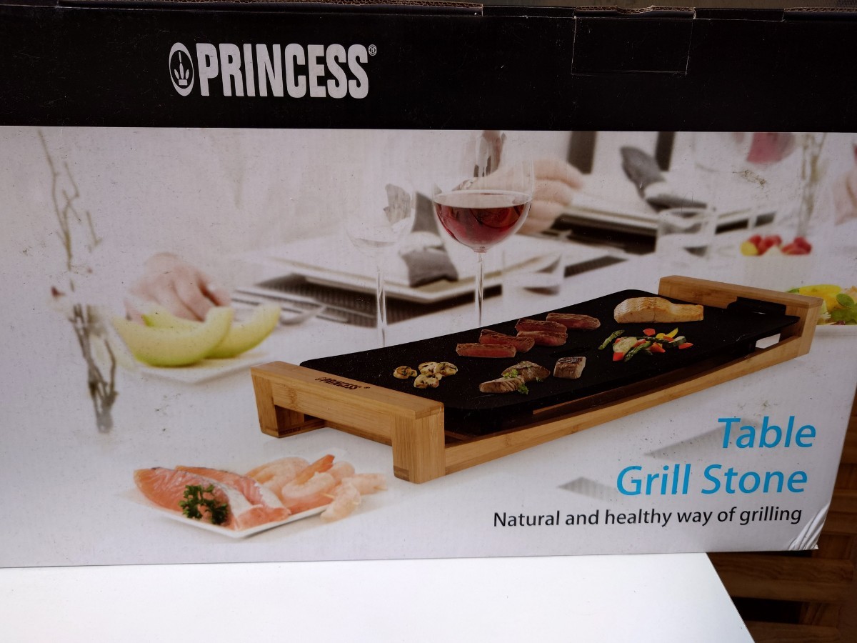 Princess テーブル　ホットプレート　ほぼ未使用