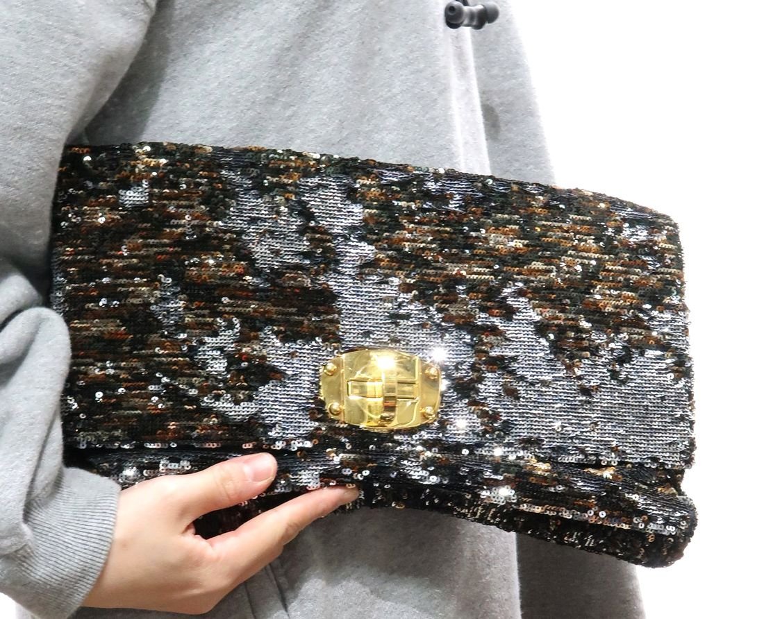 美品 ミュウミュウ クラッチバッグ ポーチ スパンコール ブラック