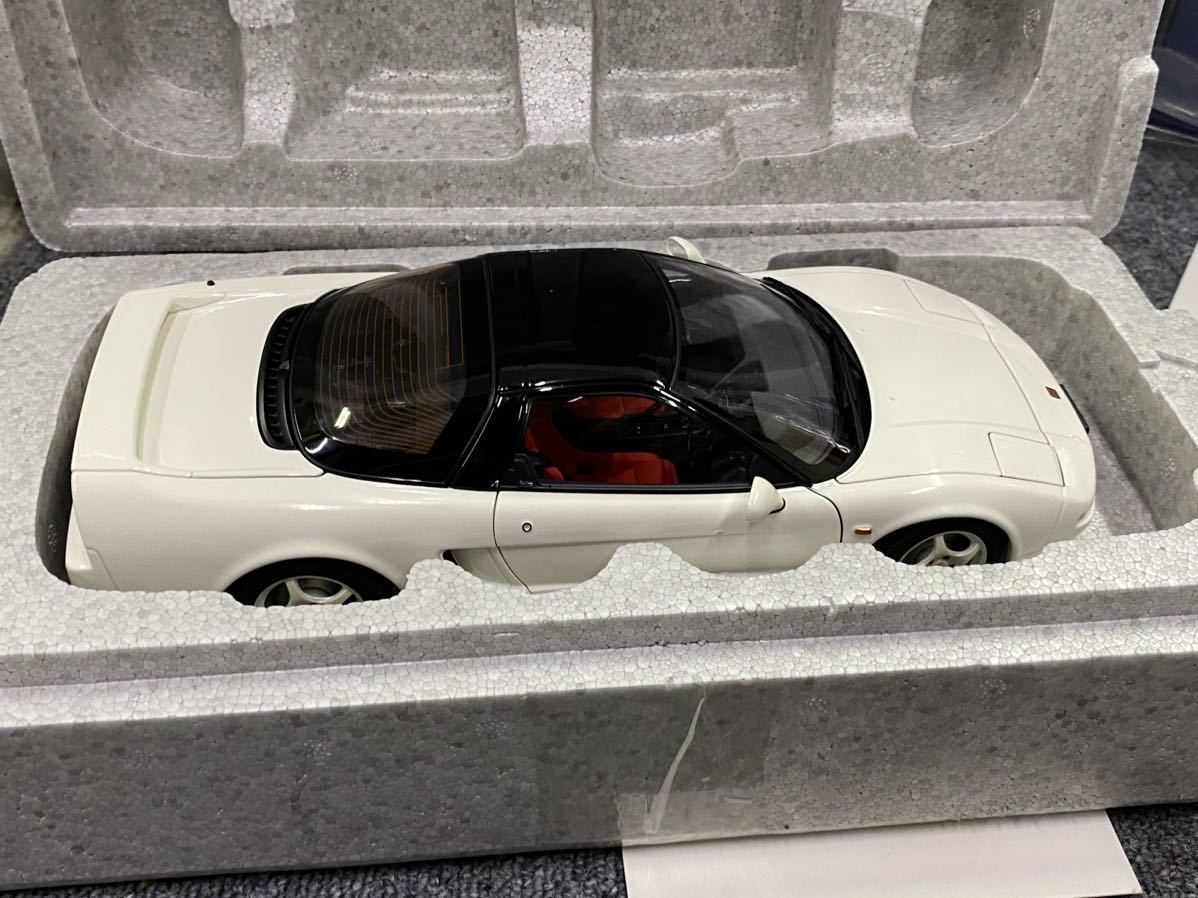 オートアート 1/18 ホンダ NSX タイプR 1992 チャンピオンシップ