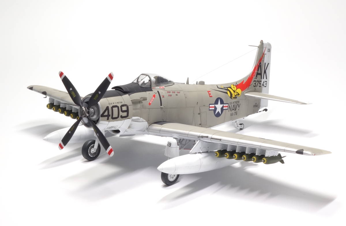 完成品 A-1H　スカイレーダー 1/48 タミヤ
