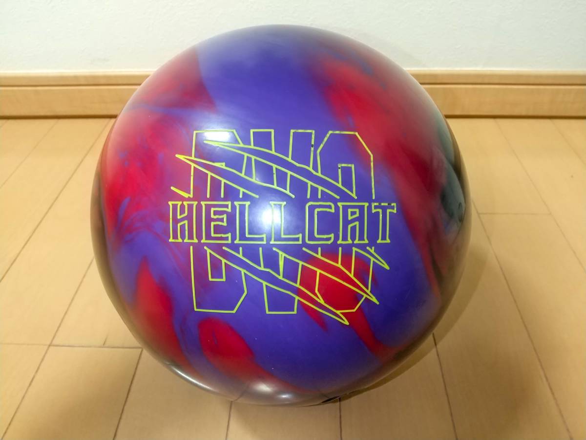 最終お値下げDV8ヘルキャット Hellcat 15ポンド 0 ボウリングボール 