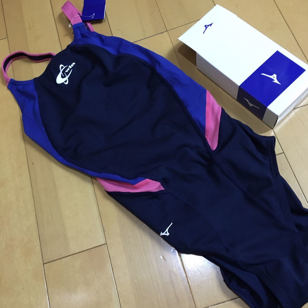 XLサイズ swin 競泳水着　ミズノ イトマン