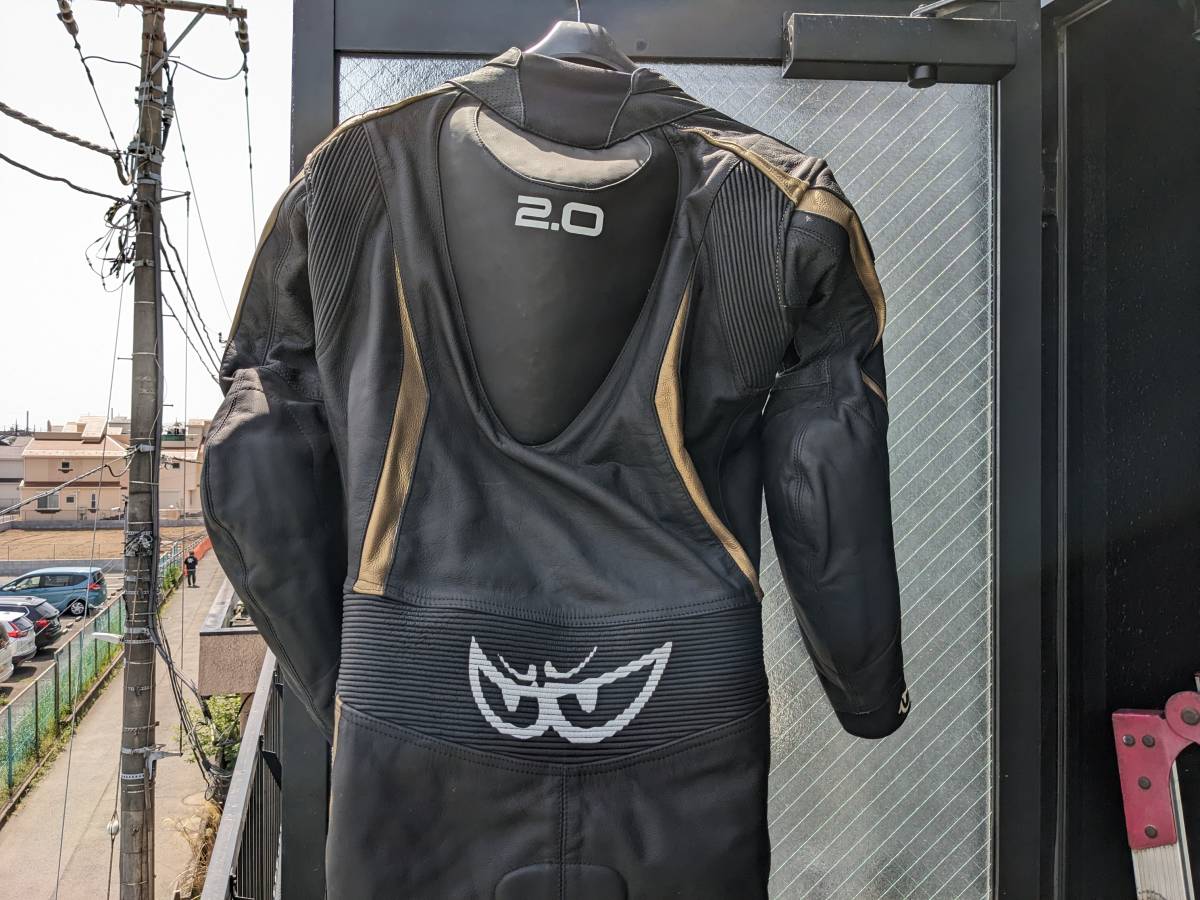 早いモノ勝ち！】☆中古☆『Berik レーシングスーツ（3XLサイズ：56 
