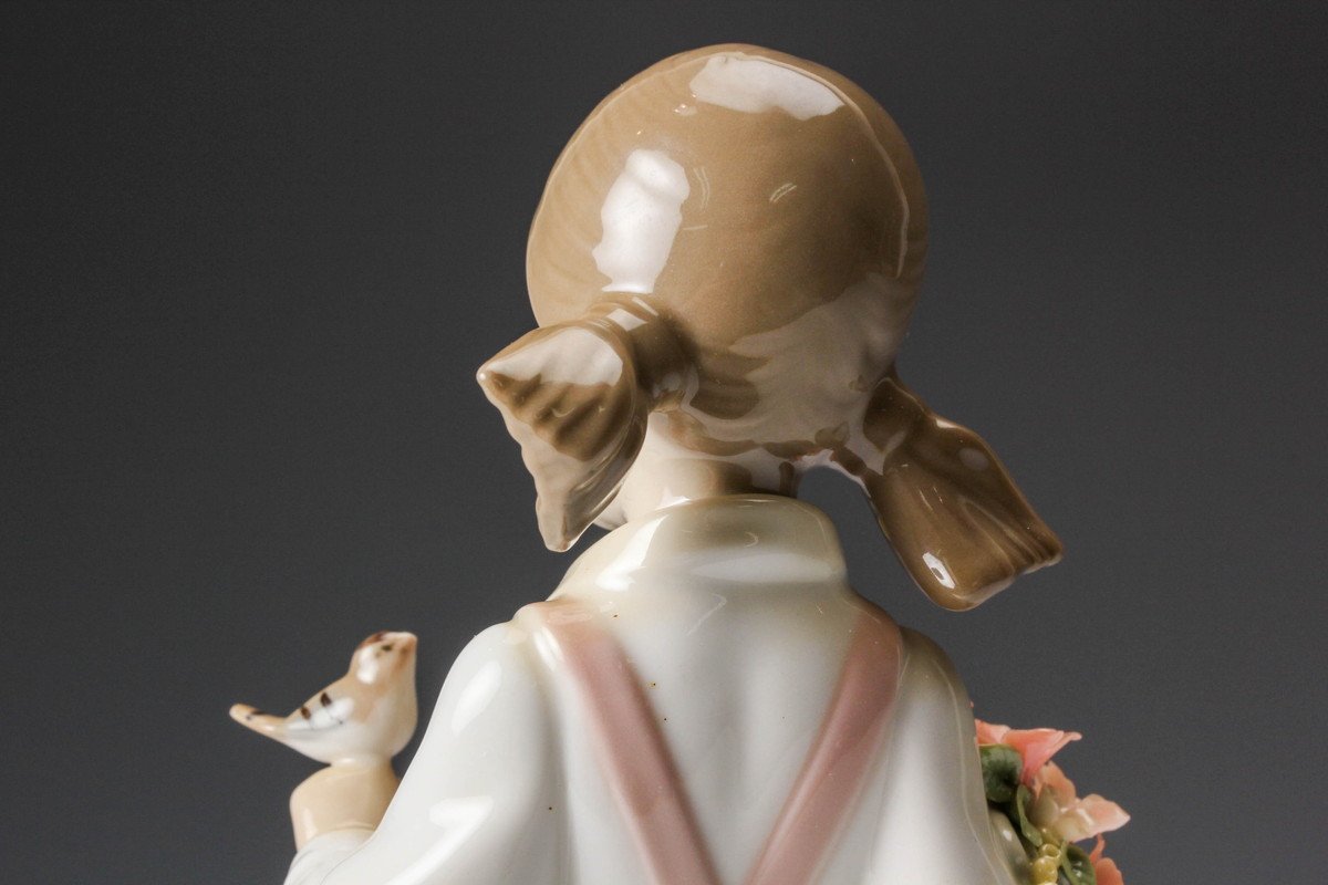 小鳥と話す少女 リヤドロ LLADRO 花 - 花束 置物 01005217 メルカリ 美