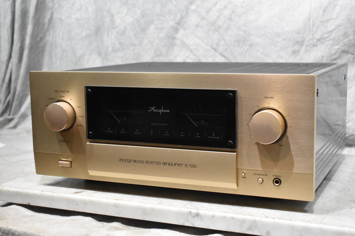 Accuphase アキュフェーズ E-550 プリメインアンプ @36449 ⁄ 中古 E