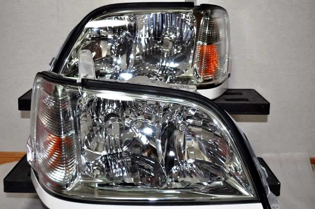 17 クラウン JZS175 ロイヤル 純正 HID ヘッド ライト 左右 セット