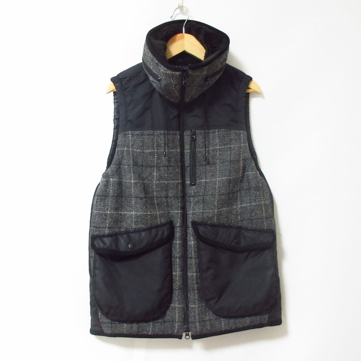 美品 MINOTAUR×HARRIS TWEED ミノトール×ハリスツイード マドラスチェック柄 シンサレート 2WAY フード 中綿 ベスト S グレー 灰 042