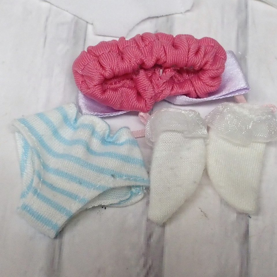 m001 E リカちゃん グッズ 17点まとめ ローラースケート ブーツ パンプス　ストラップシューズ 下着 靴下 着せ替え 小物_3