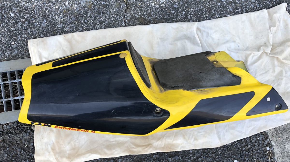 OX技研 TZR250 3XV FRPシートカウル 中古 レーサー シングルシート