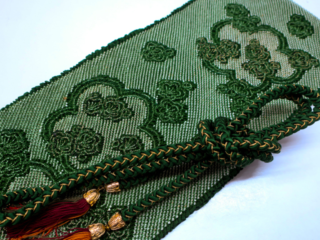 《京都一輝堂》【1円～】【着物】和装小物 帯揚げ 帯締め セット 帯揚 帯締 振袖用 総絞り 丸組 金糸 より房 23W-3043