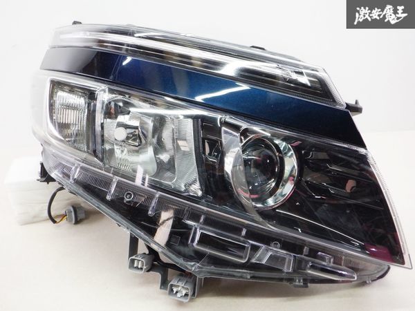 点灯確認済み！ トヨタ 純正 ZZR80W ヴォクシー 前期 LED ヘッドライト