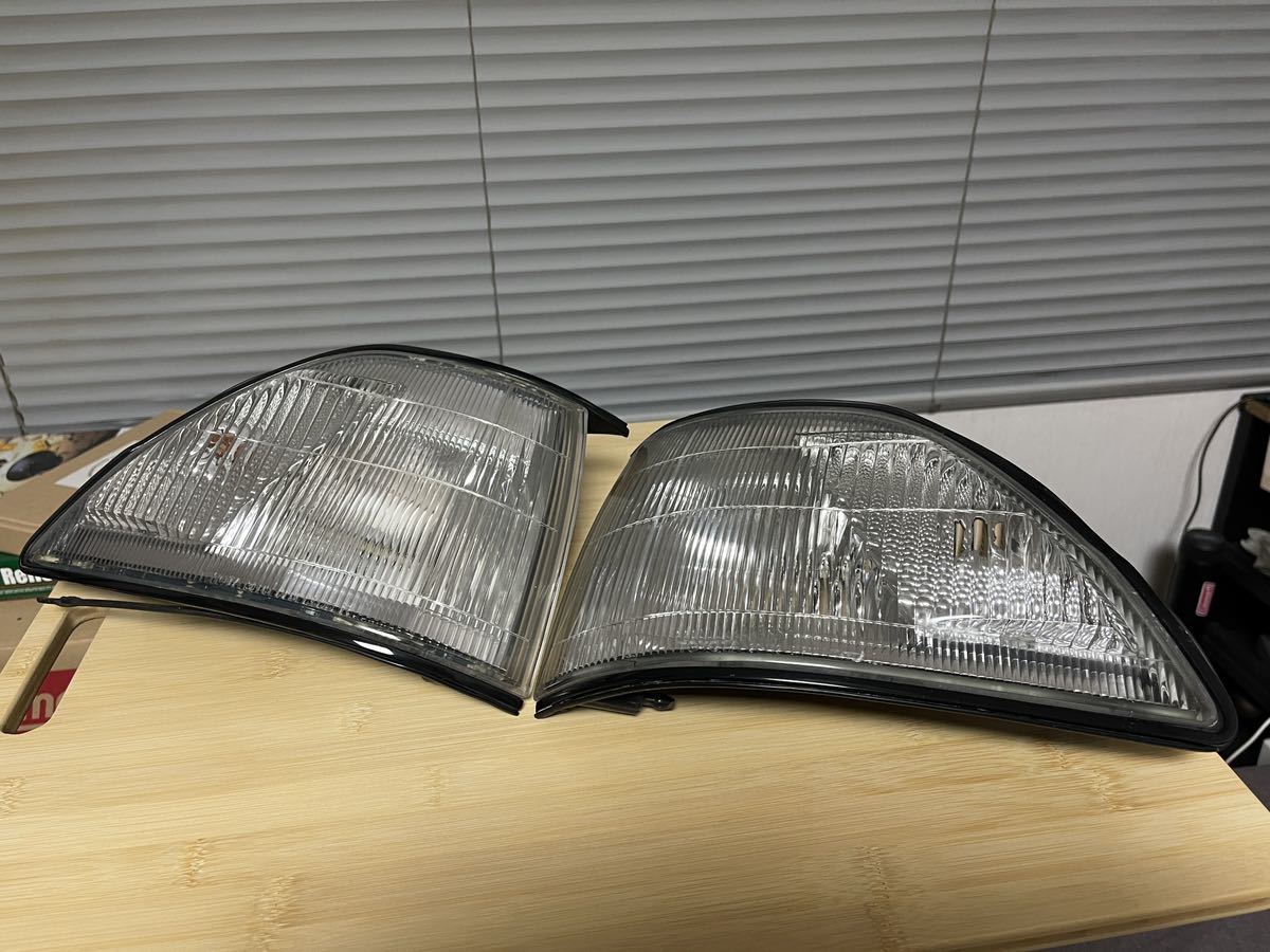 ☆美品☆13クラウン☆コーナーレンズ☆クリアウィンカー　UZS131MS137MS135JZS131などV8クラウン 130系クラウン用クリアコーナーレンズ