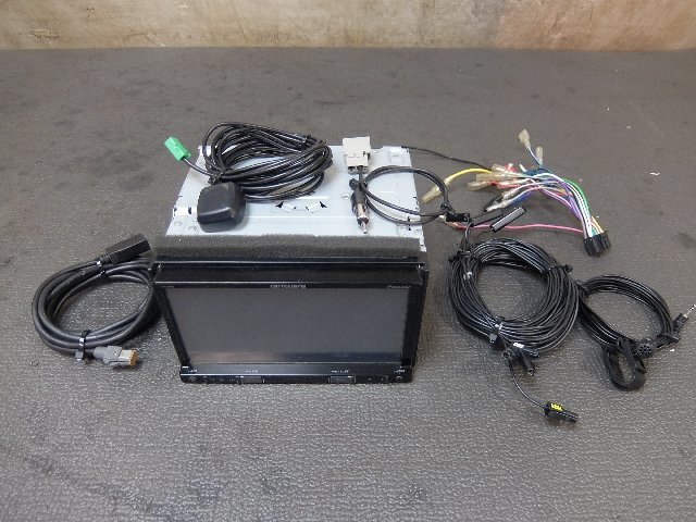 Carrozzeriaカロッツェリア　メモリーナビ　AVIC-RZ09　２０１４年　中古の100円～♪