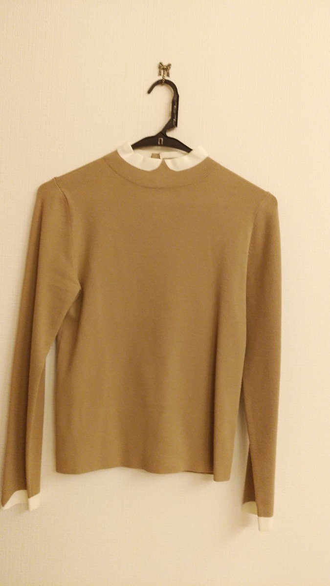 送料無料 1回短時間使用のみの新品同様品 長袖ニット サイズ38 キャメル×白 白金のブティックで購入 引っ越しに付き整理を兼ね格安出品中