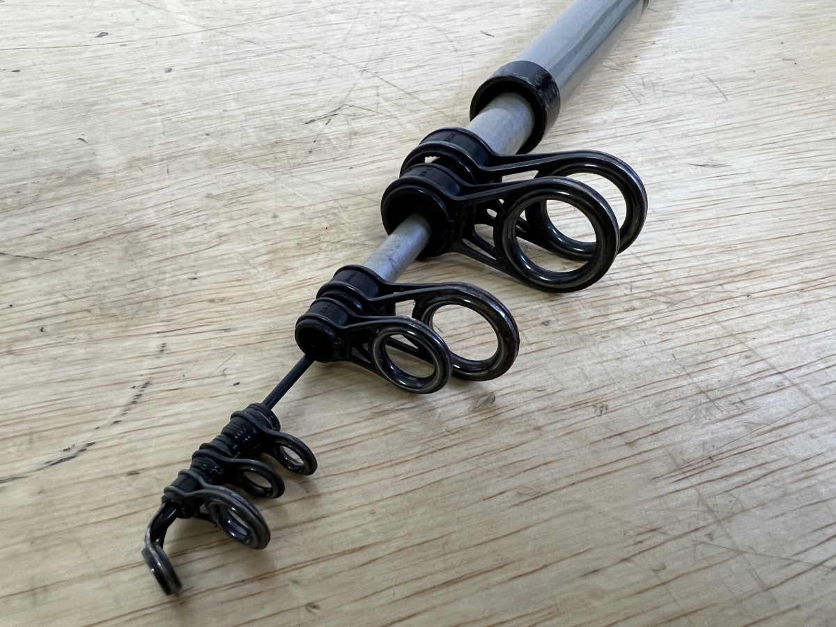 Daiwa ダイワ かかりづり 大島 4-400 磯竿 CARBO WHISKER POWER MESH