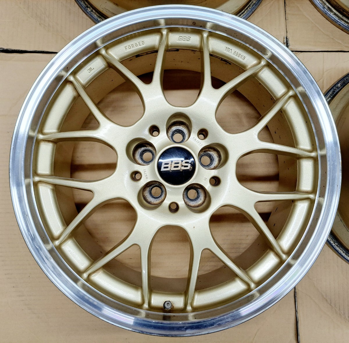 BBS RG-R 18インチPCD100 7.5J 少く ハンコック225/40
