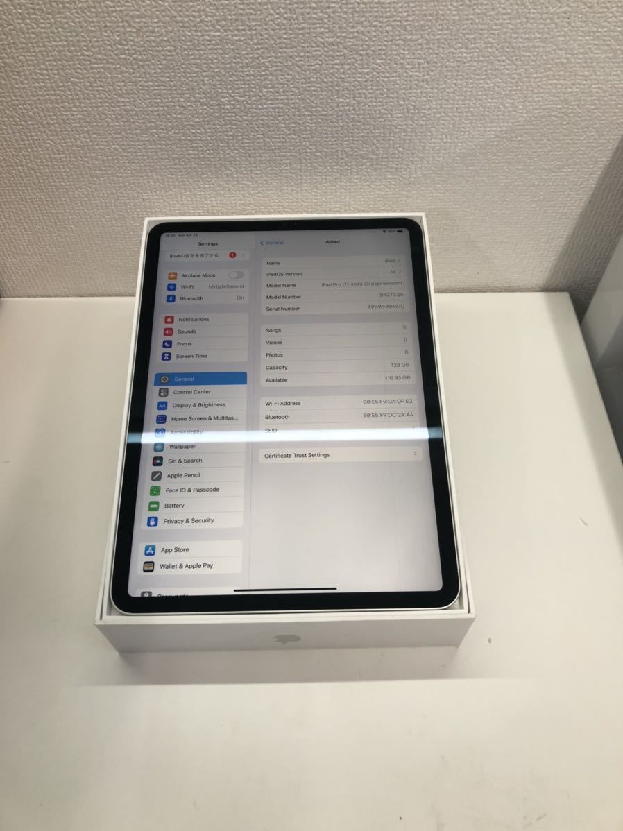 Apple iPad Pro 11インチ シルバー 128gb 本体 ジャンク品 展示品 第3世代（ジャンク品）iPad Pro 11inch 128GB シルバー☆