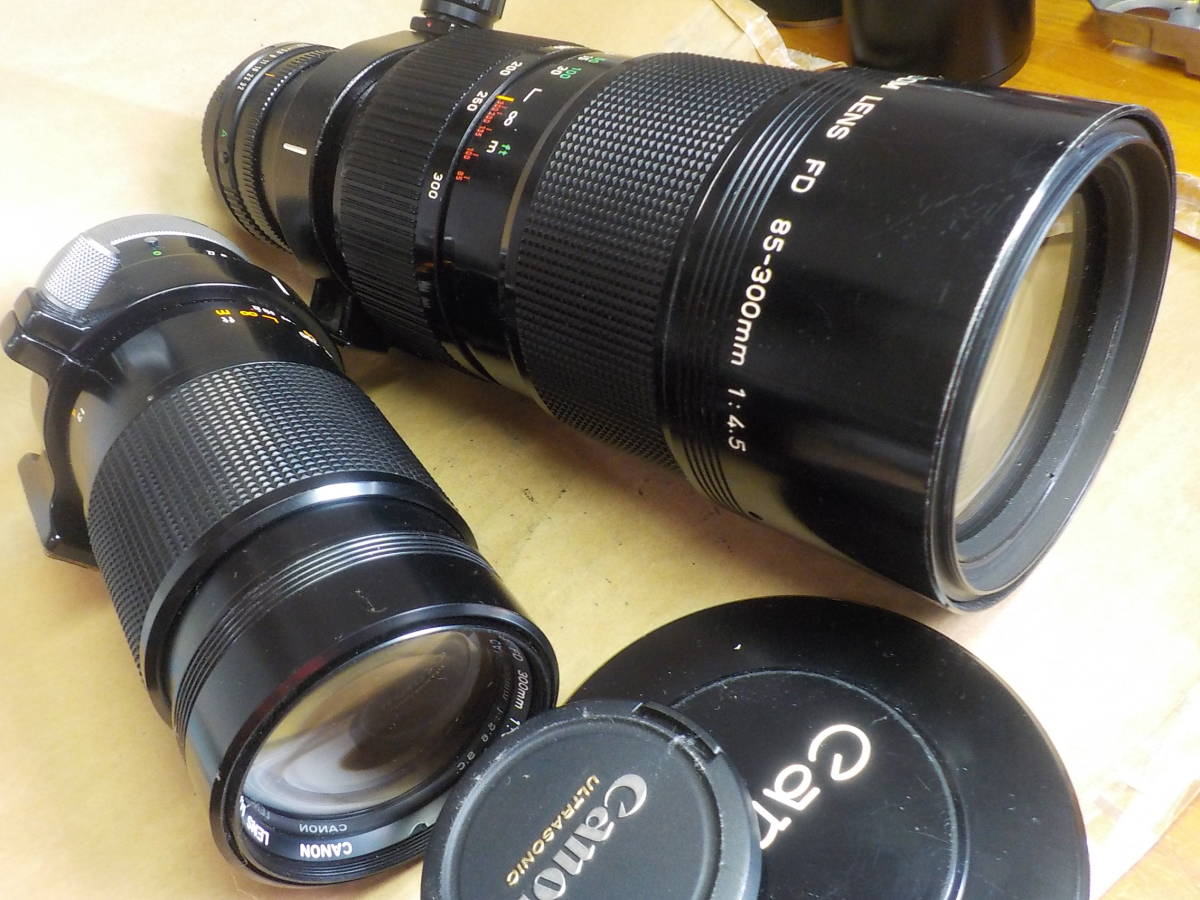 キャノンFD300mm/5，6 FDズーム85~300mm/4，5 ジャンク品 FD 85-300mm