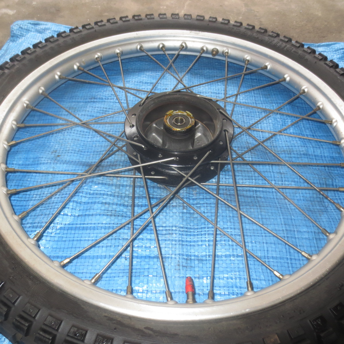TL125イーハトーブ　フロントホイール TL125 イーハトーブ フロントホイール 腐食 山バイク、TL125イーハトーブの改造３ フロント足回りを進化
