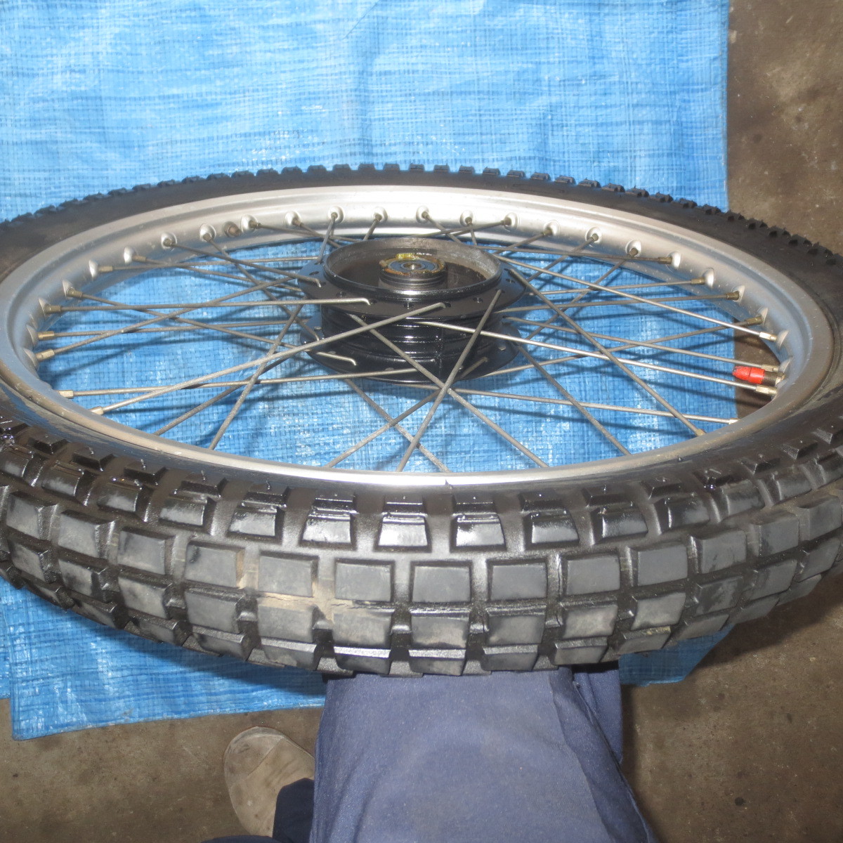 TL125イーハトーブ　フロントホイール TL125 イーハトーブ フロントホイール 腐食 山バイク、TL125イーハトーブの改造３ フロント足回りを進化