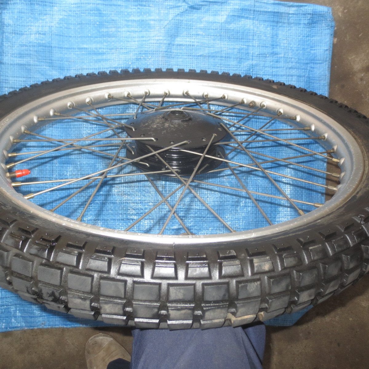 TL125イーハトーブ　フロントホイール TL125 イーハトーブ フロントホイール 腐食 山バイク、TL125イーハトーブの改造３ フロント足回りを進化
